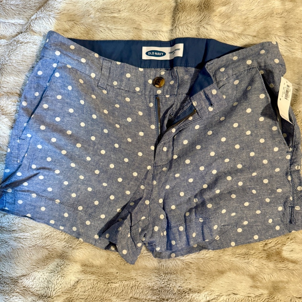 OLD NAVY | NWT Polka Dot Shorts
